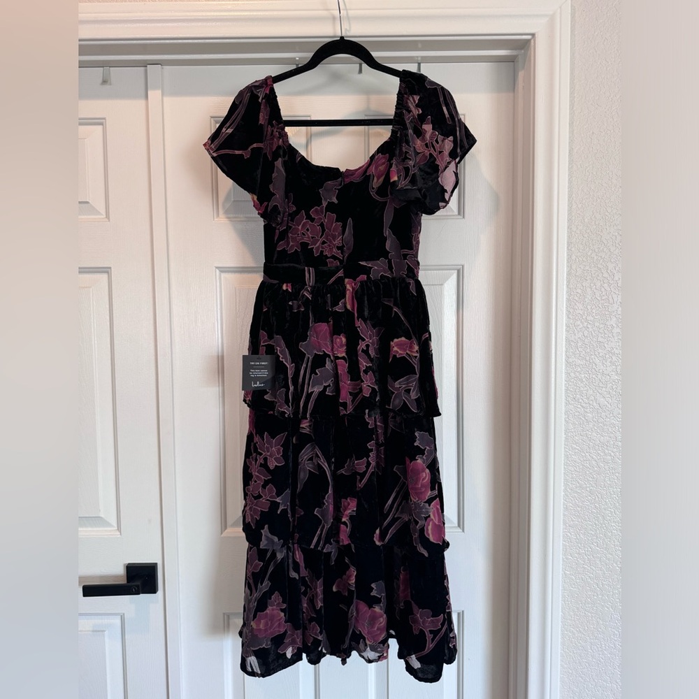 Lulus midi dress (size: medium)